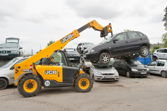 Aperçu des activités de la casse automobile SNRA située à CARQUEFOU (44470)